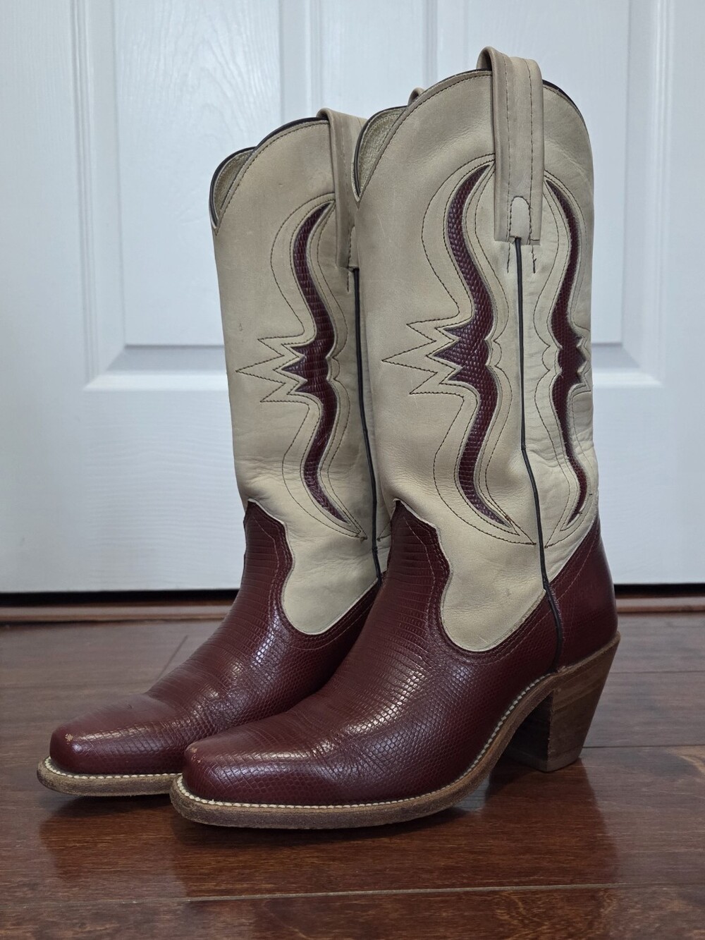 VTG Frye Boots Womens Two-Tone Red Lizard Leather Heeled Inlay Western Size 5.5 - Picture 2 of 13